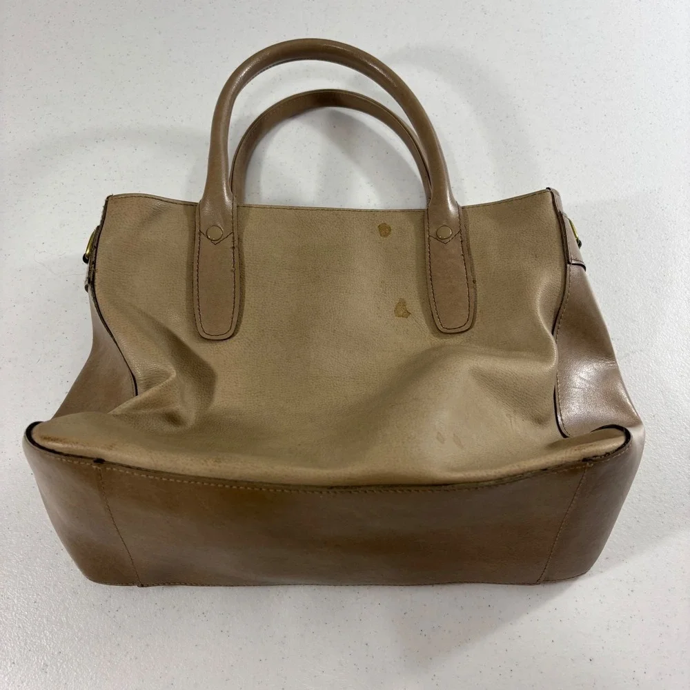 Liz Claiborne Tan Taupe Satchel Handbag Two Tone Gold Hardware Tote Bag
